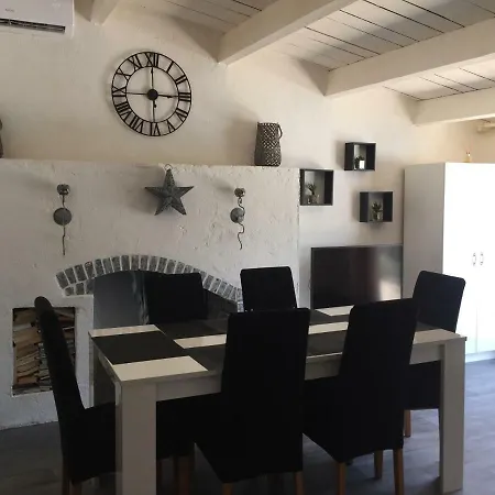 Holiday home Maison Parmentile